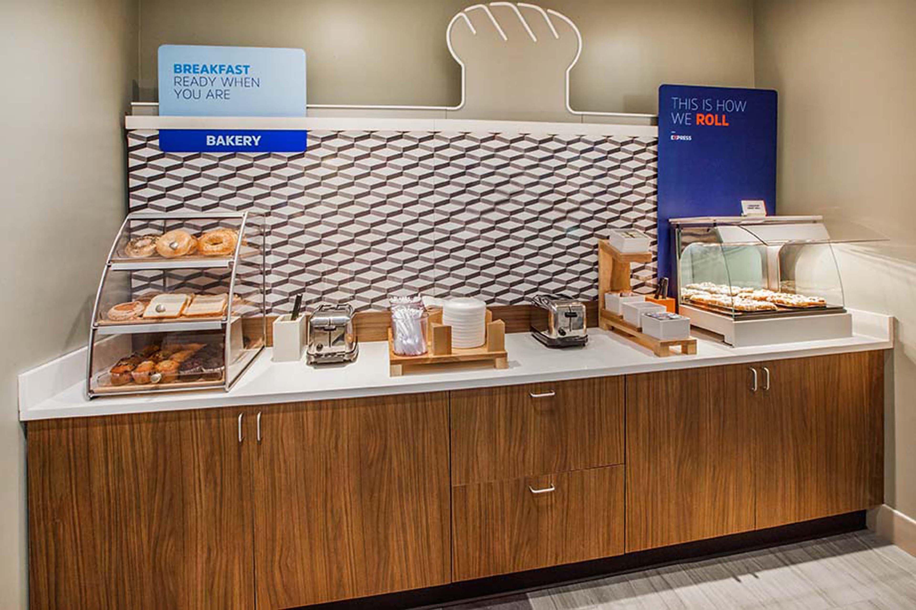 Holiday Inn Express Washington Court House By Ihg Exterior foto